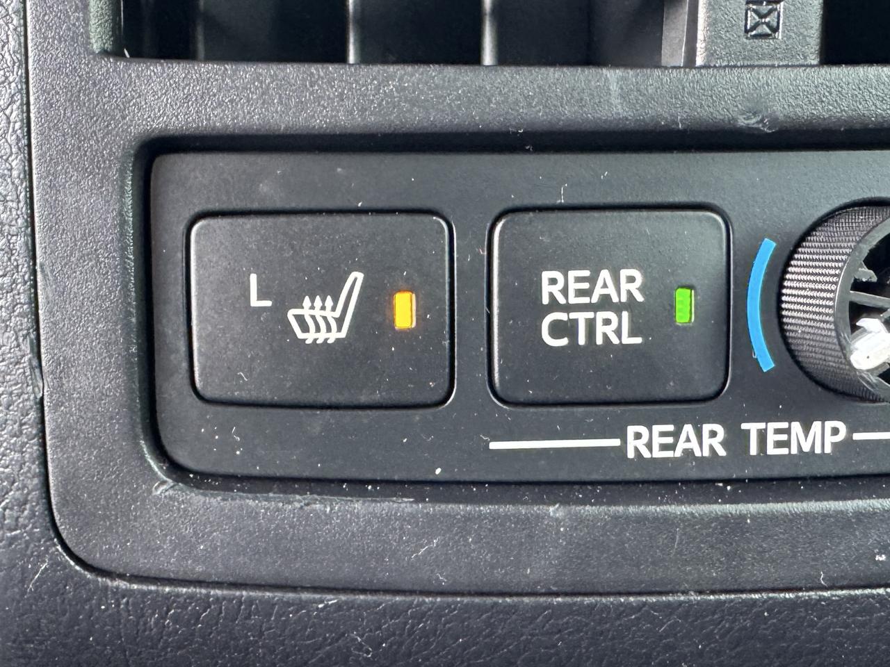 Toyota Avalon Hybrid Limited 2013