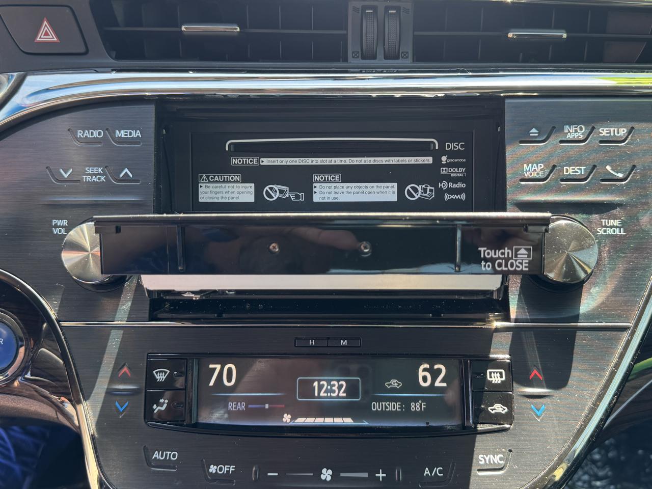Toyota Avalon Hybrid Limited 2013