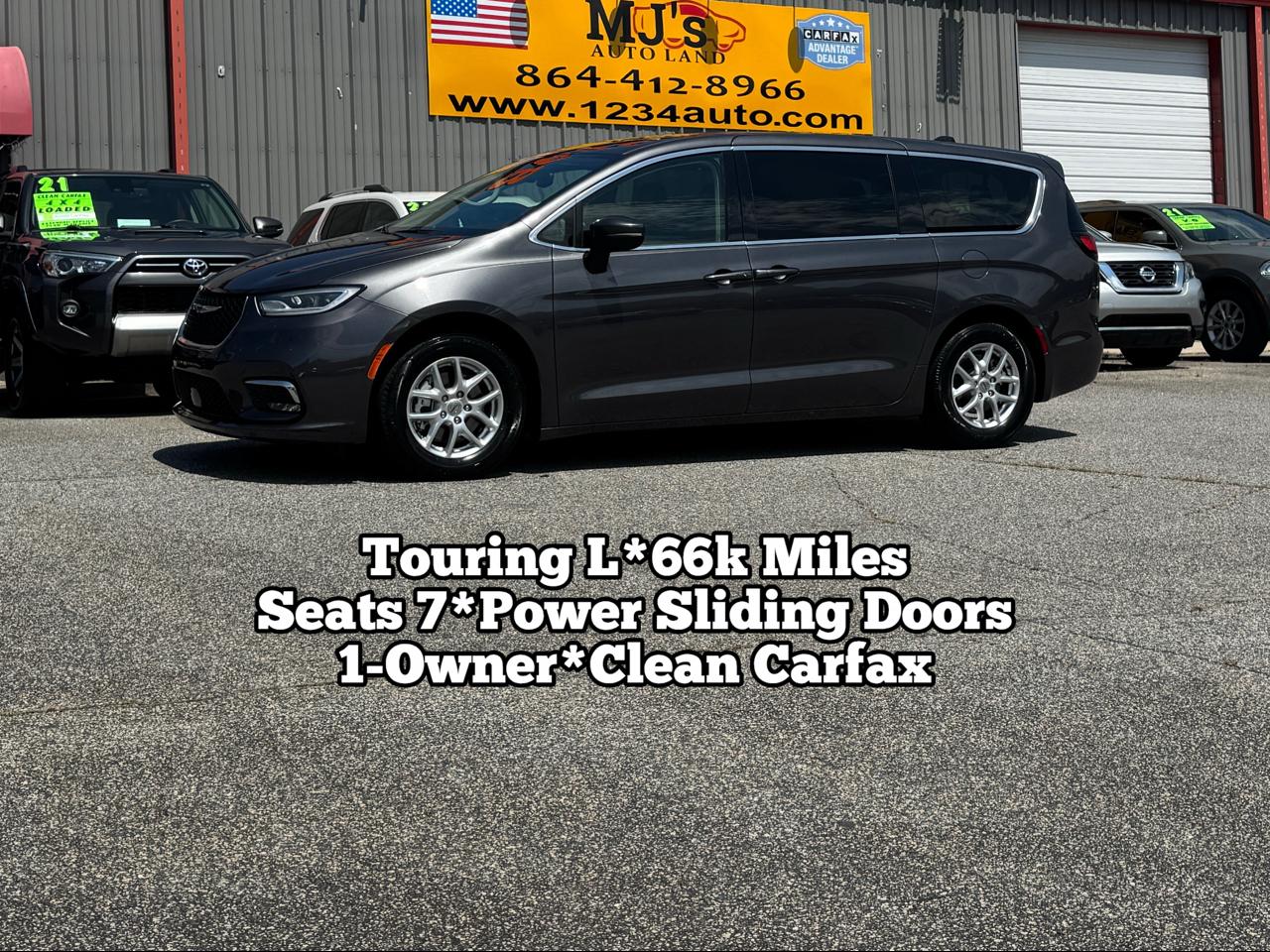 2023 Chrysler Pacifica Touring L