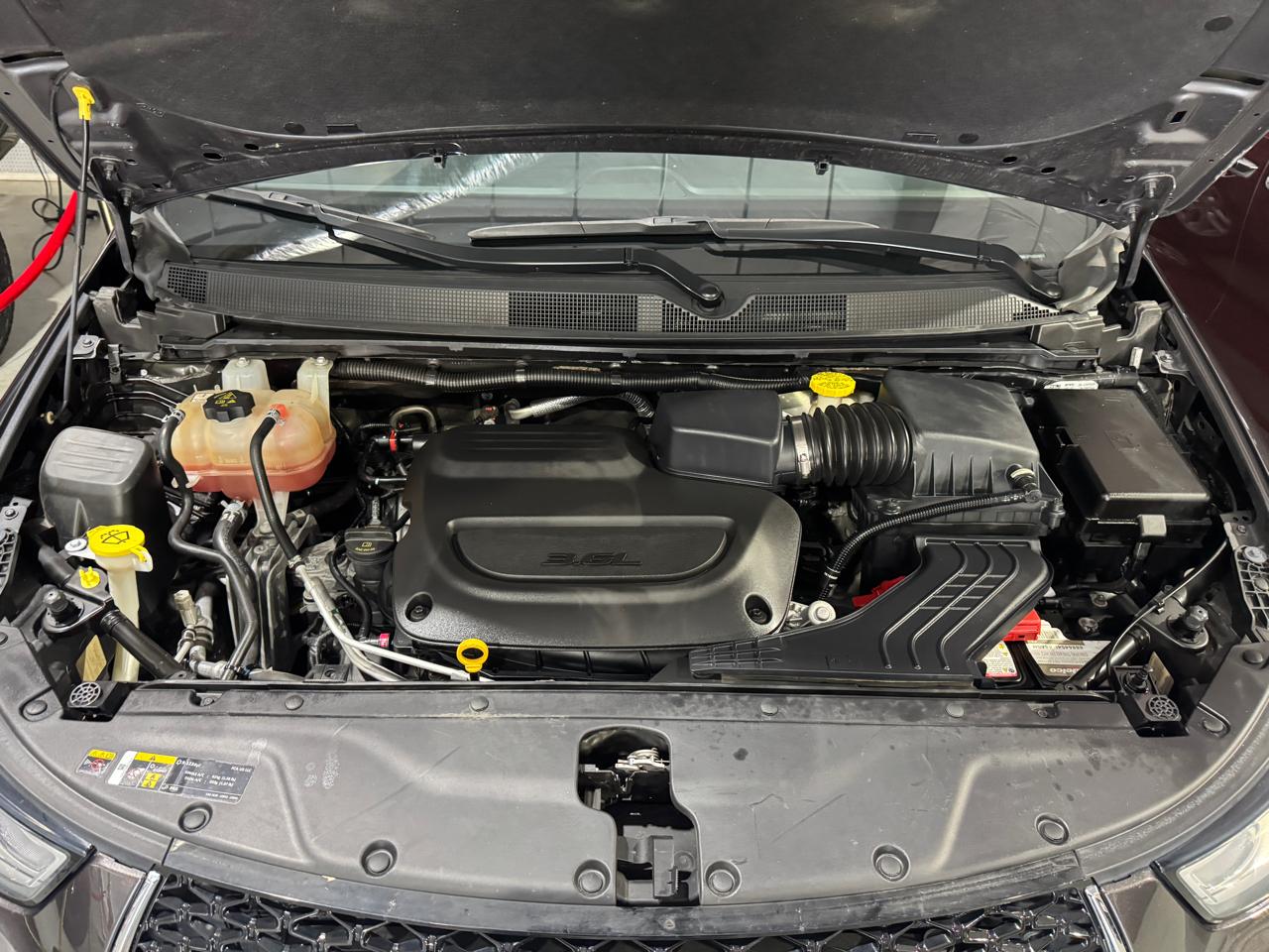 Chrysler Pacifica Touring L 2023