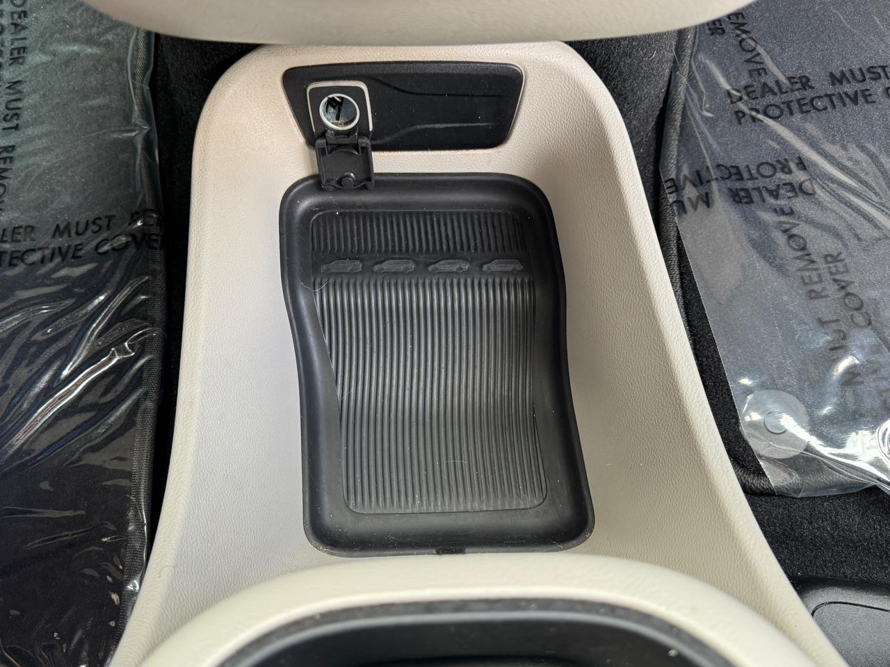 Chrysler Pacifica Touring L 2023