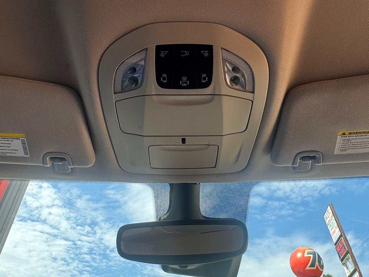 Chrysler Pacifica Touring L 2023