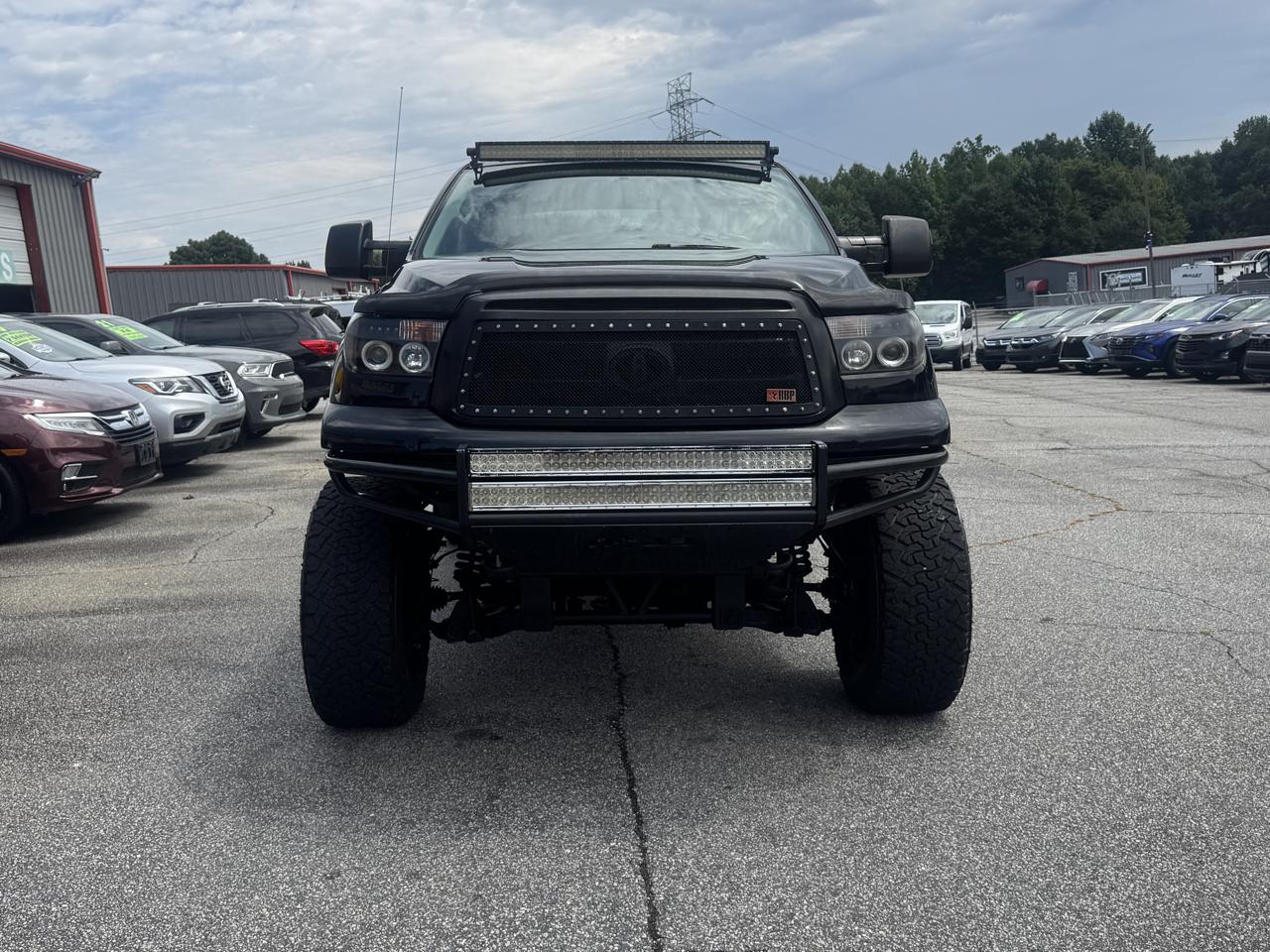 Toyota Tundra  2011