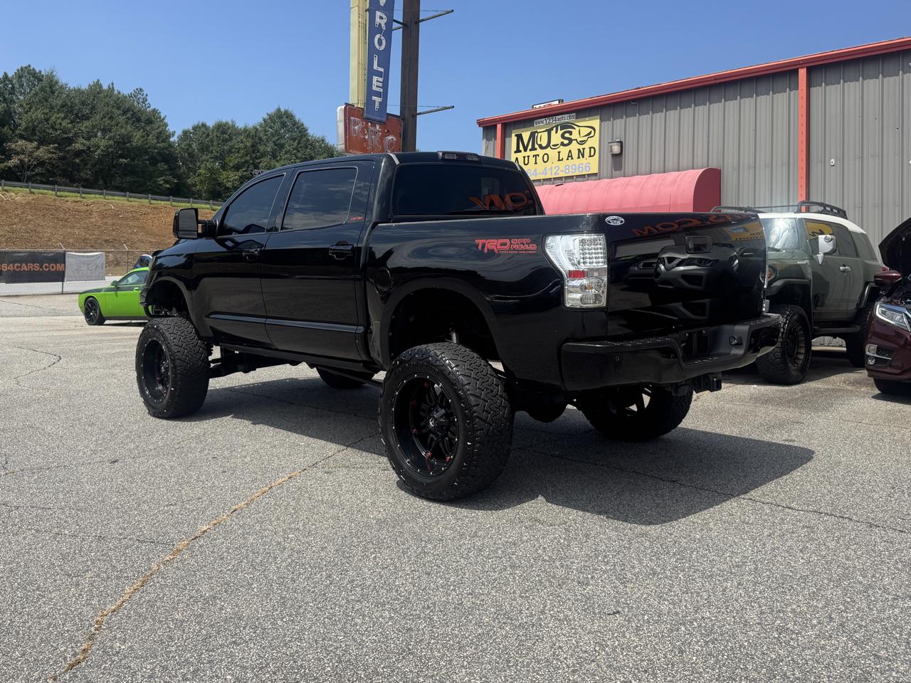 Toyota Tundra  2011