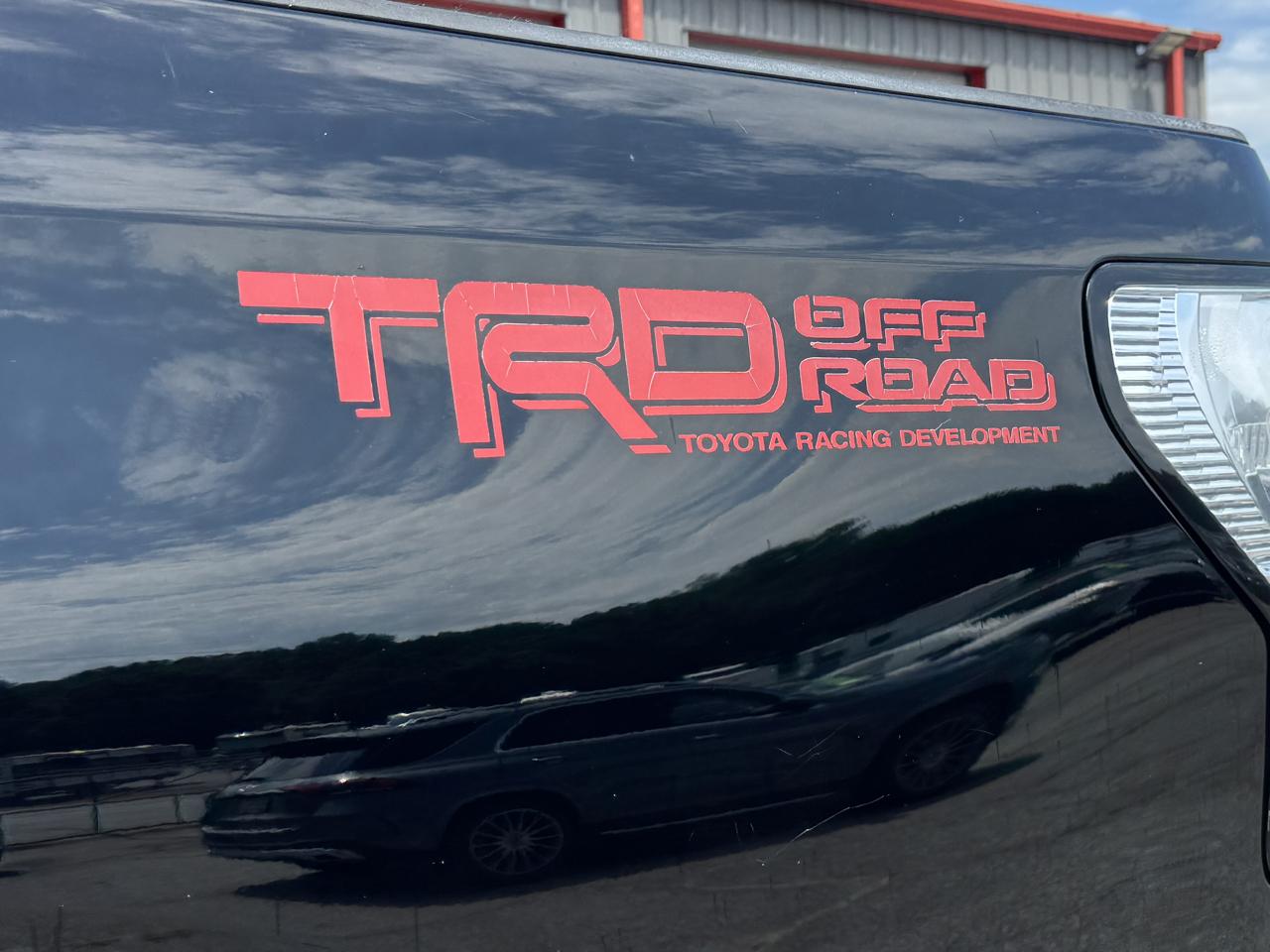 Toyota Tundra  2011