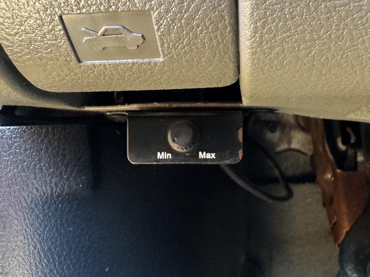 Toyota Tundra  2011