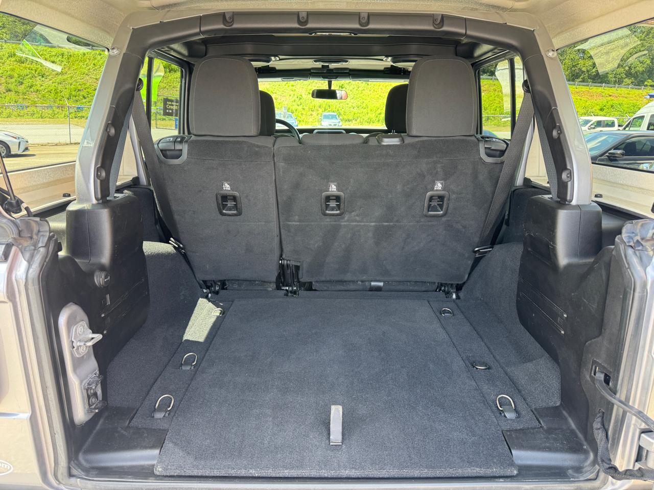 Jeep Wrangler Unlimited Sahara 2019