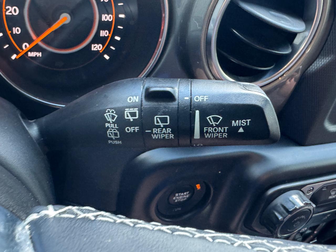 Jeep Wrangler Unlimited Sahara 2019