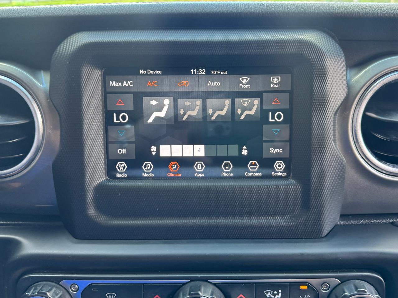 Jeep Wrangler Unlimited Sahara 2019
