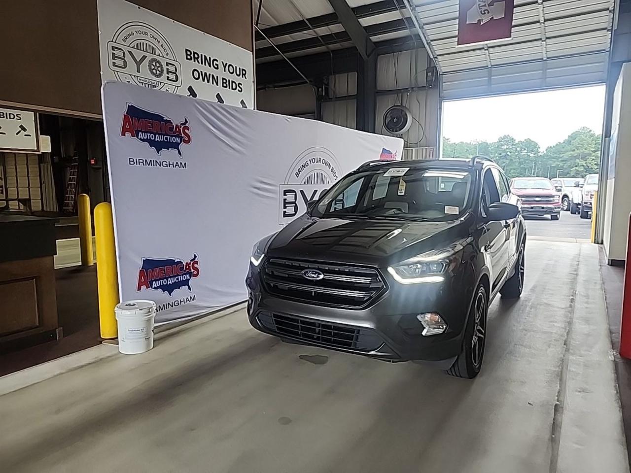 2019 Ford Escape SEL FWD