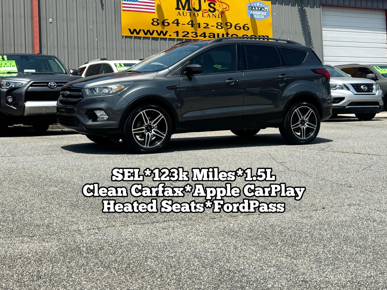 2019 Ford Escape SEL FWD