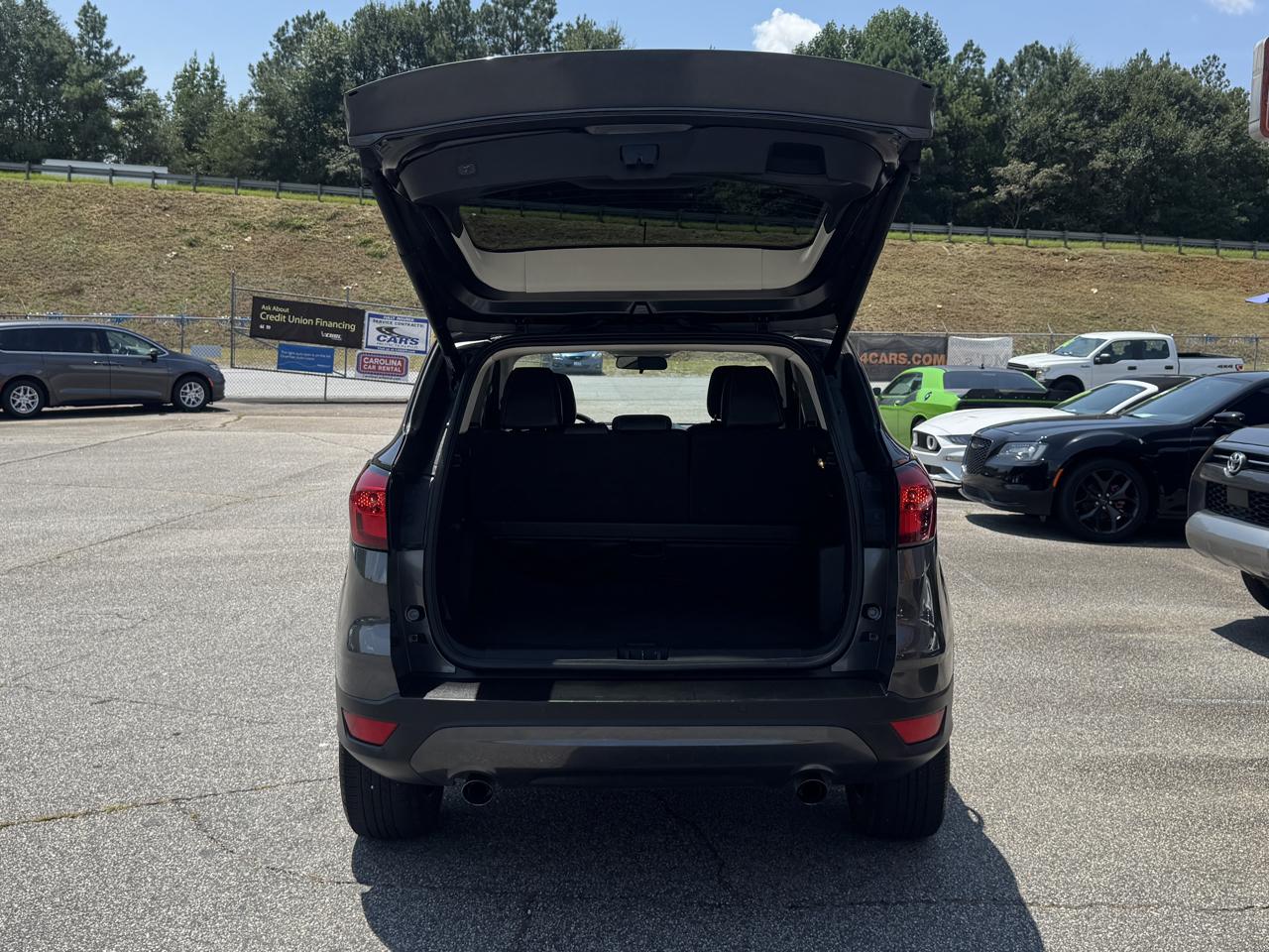 Ford Escape SEL FWD 2019