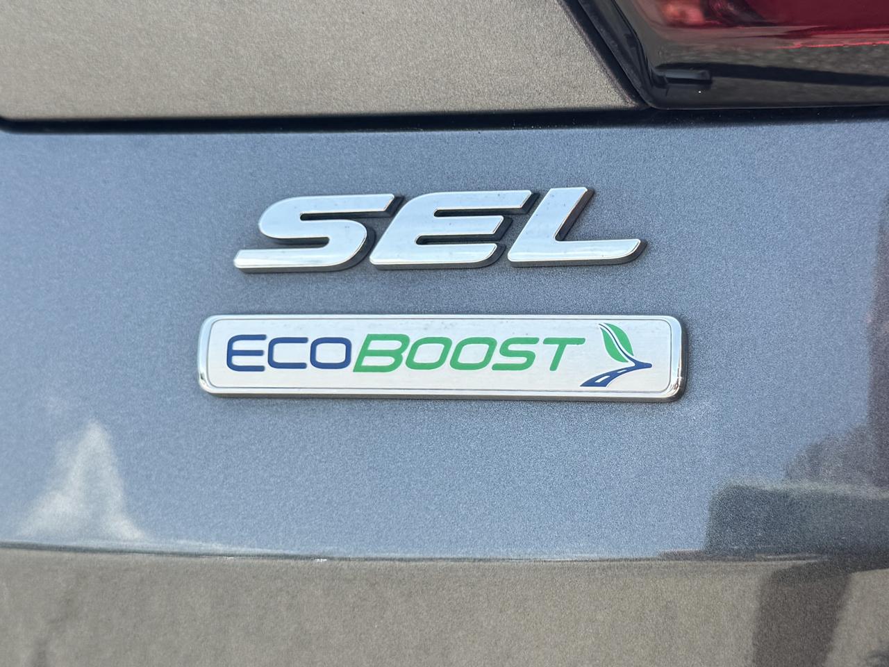Ford Escape SEL FWD 2019
