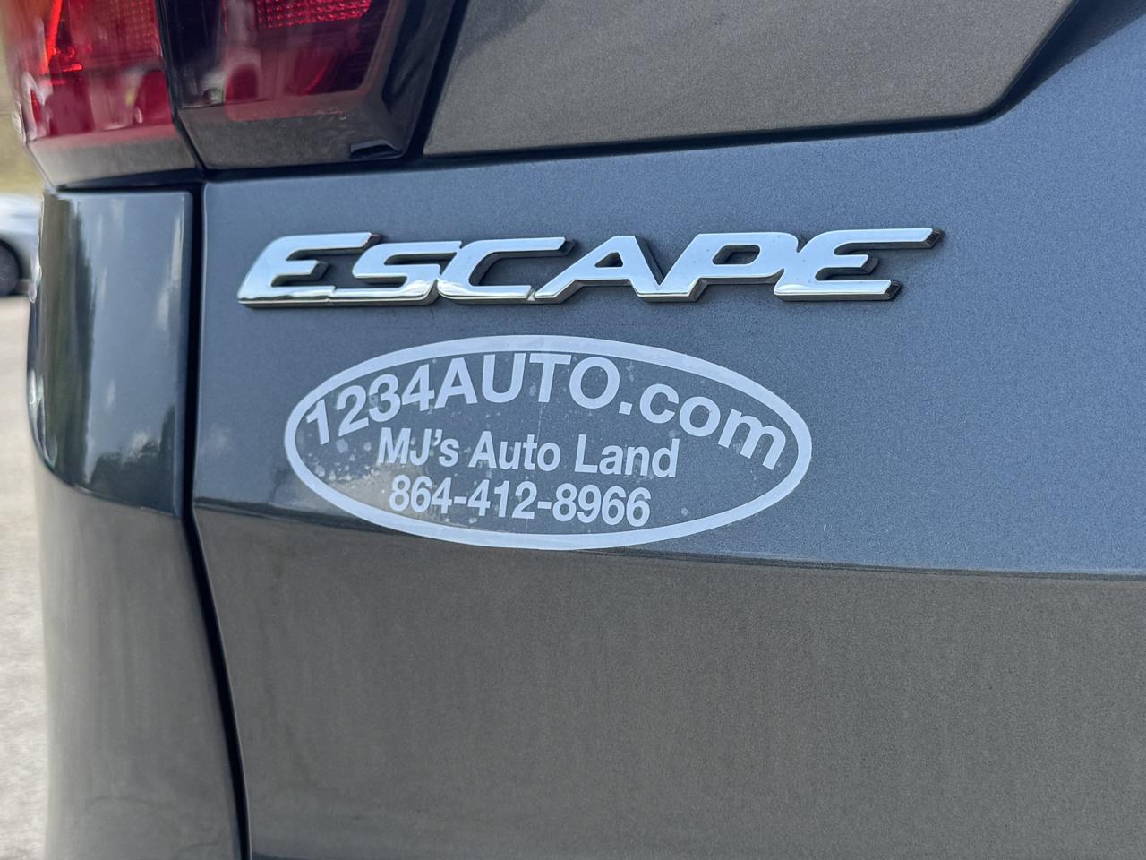 Ford Escape SEL FWD 2019