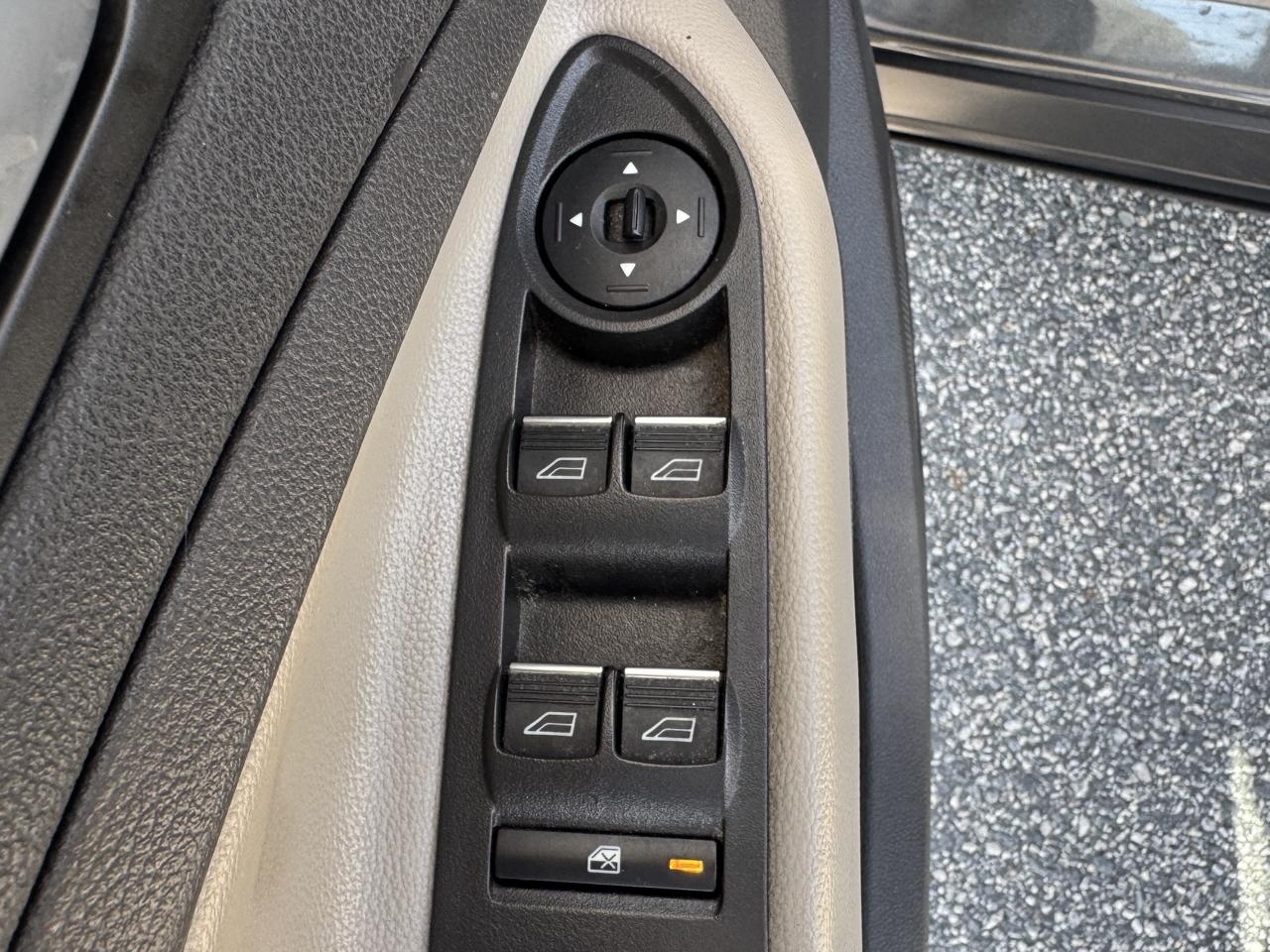 Ford Escape SEL FWD 2019