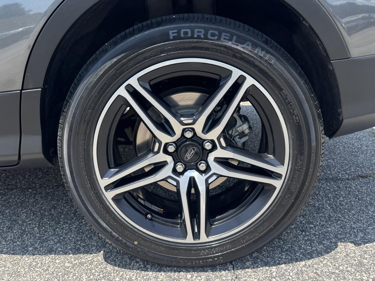 Ford Escape SEL FWD 2019