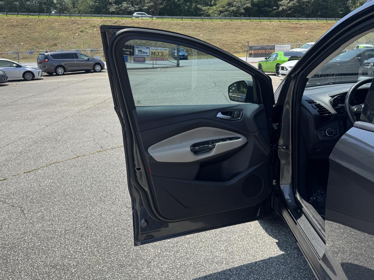Ford Escape SEL FWD 2019