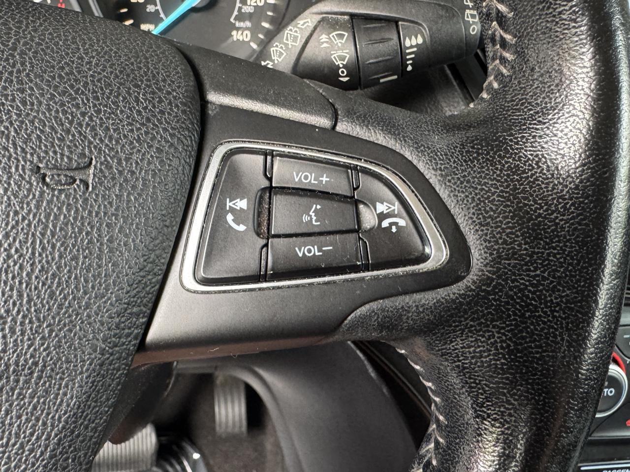 Ford Escape SEL FWD 2019