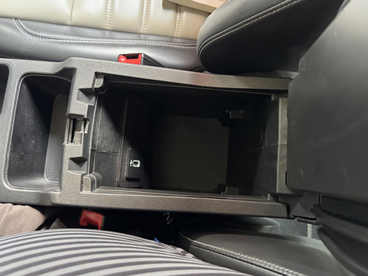 Ford Escape SEL FWD 2019