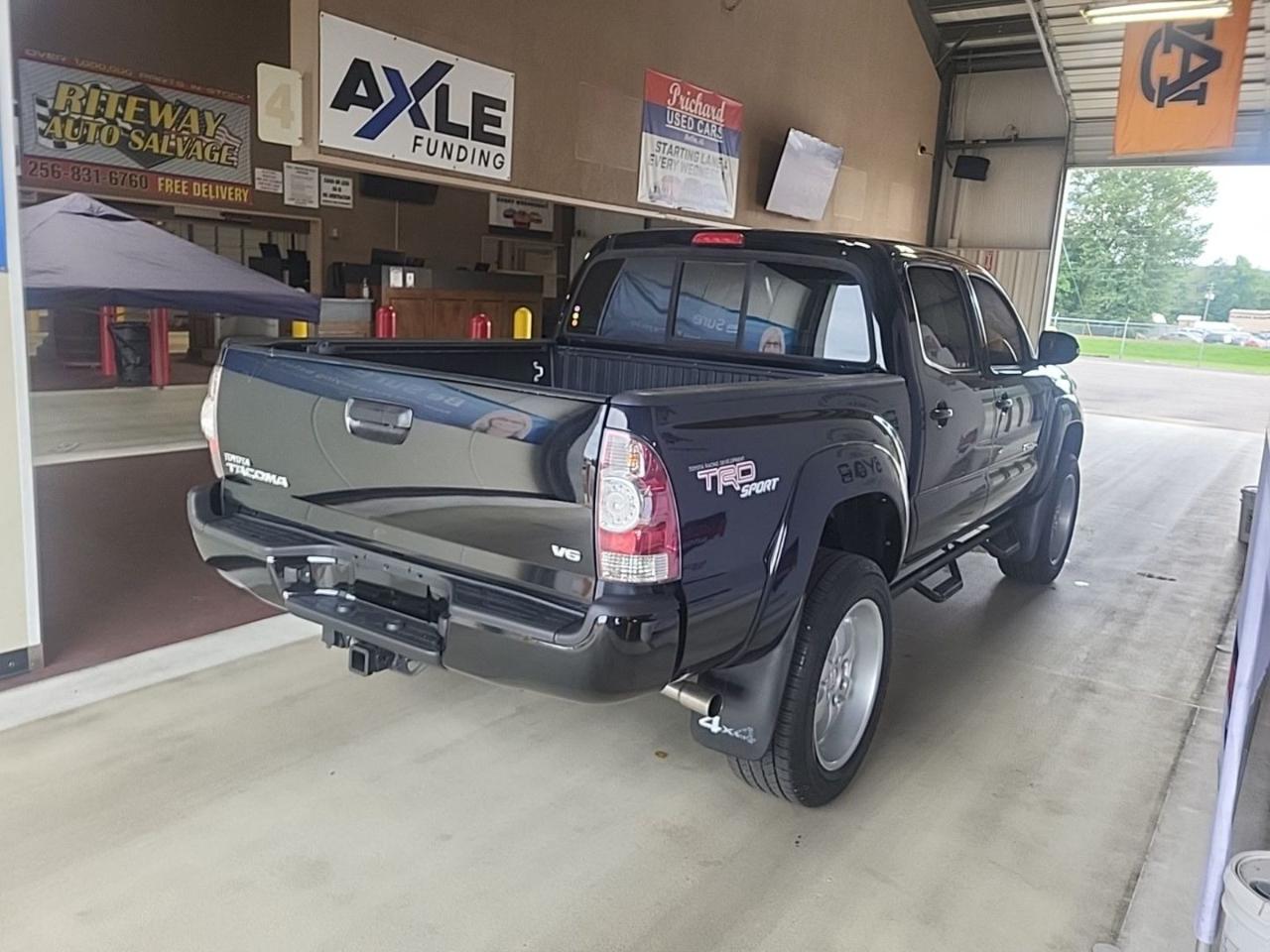 Toyota Tacoma Double Cab V6 4WD 2013