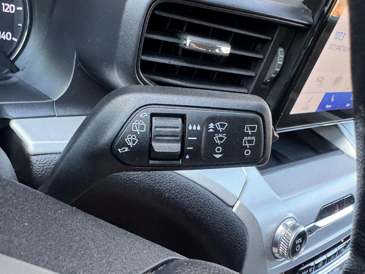 Ford Explorer  2021