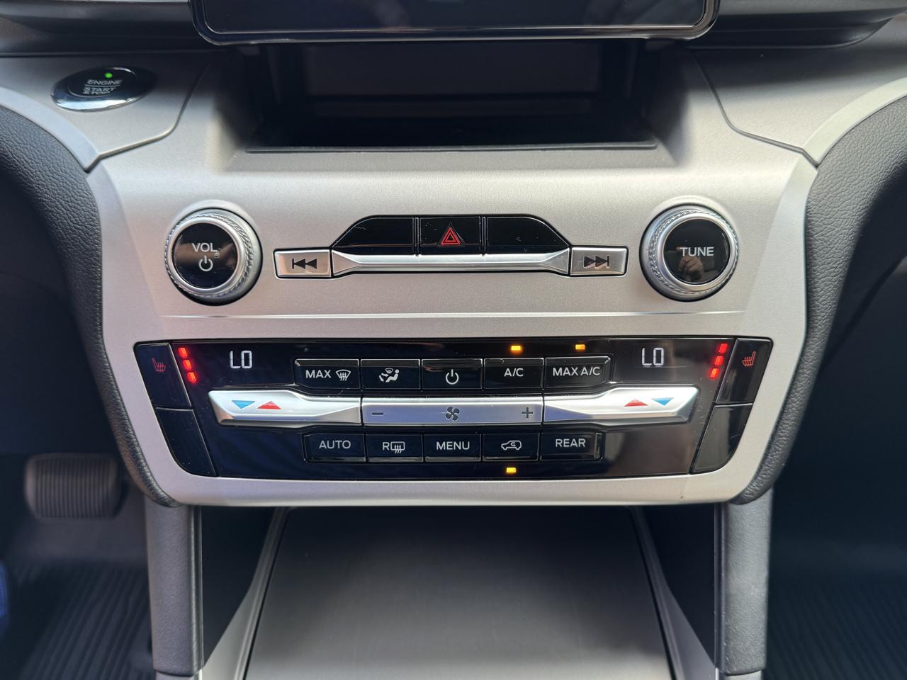 Ford Explorer  2021