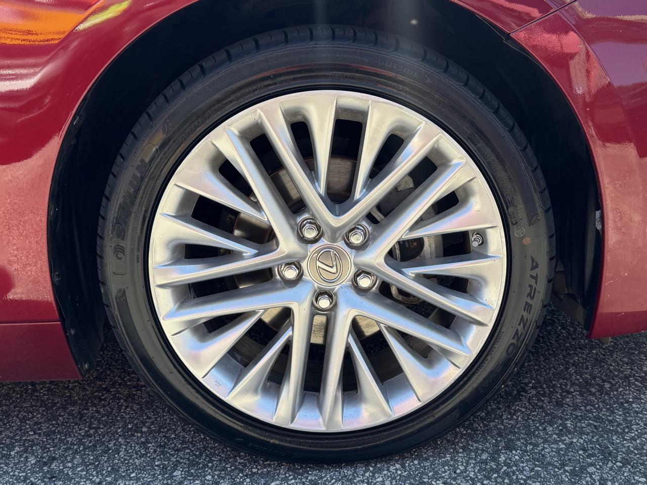 Lexus ES 350 Sedan 2015