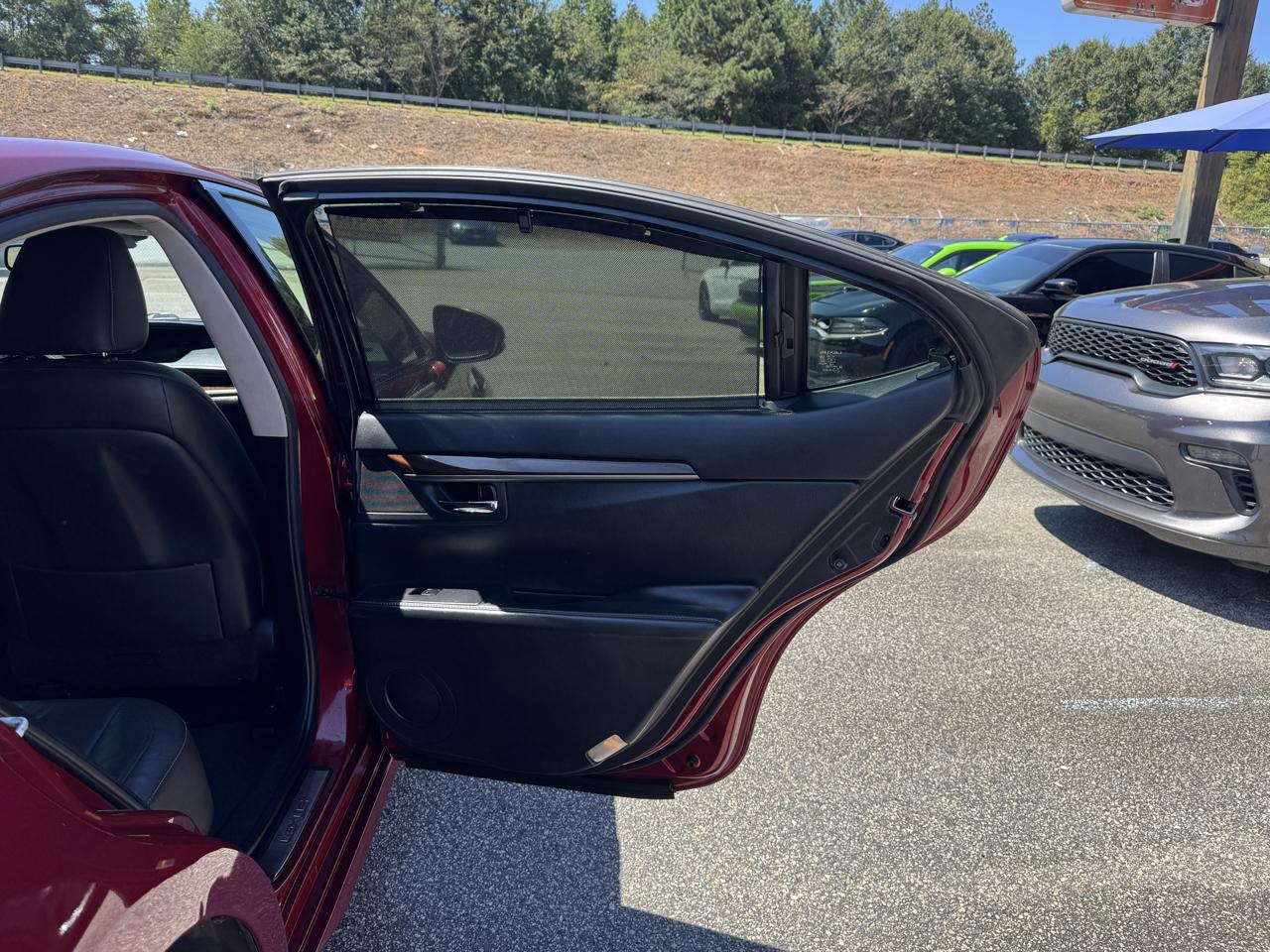 Lexus ES 350 Sedan 2015
