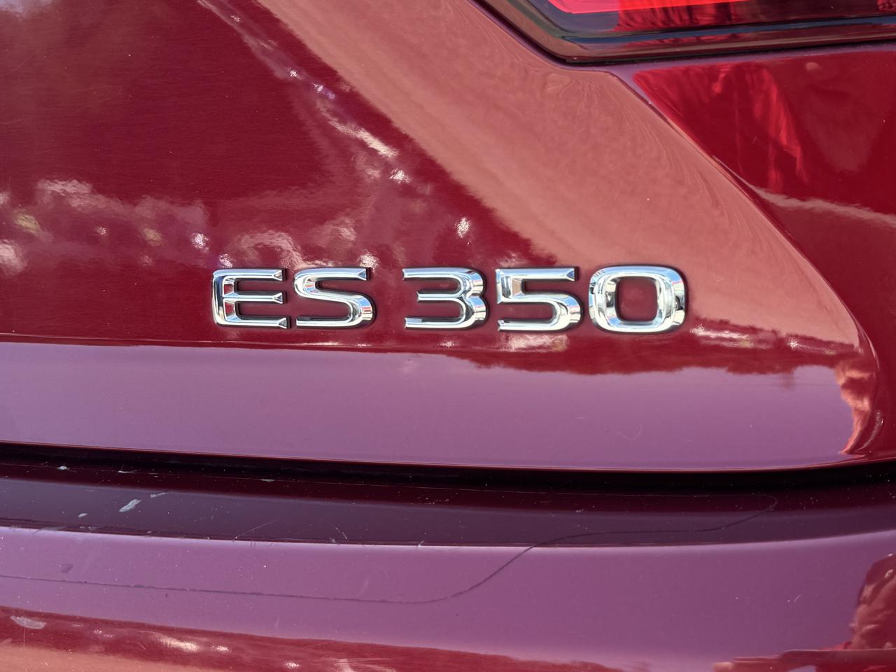Lexus ES 350 Sedan 2015