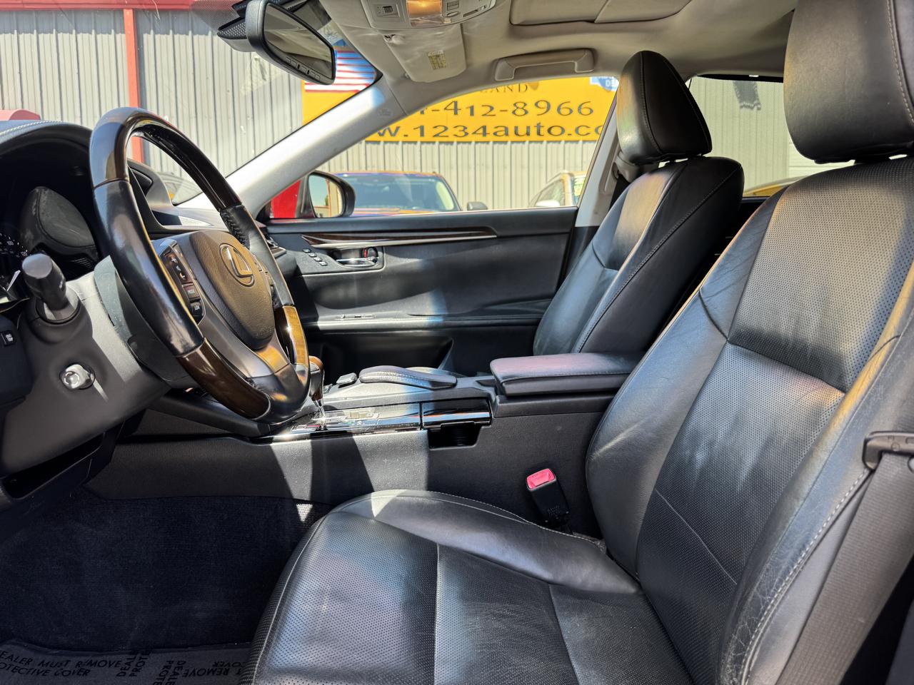 Lexus ES 350 Sedan 2015