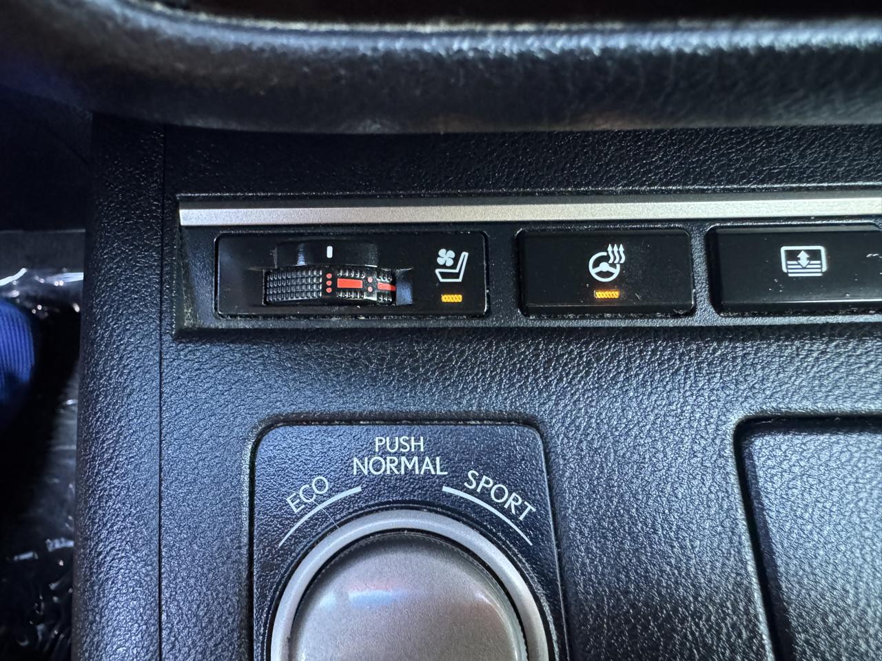 Lexus ES 350 Sedan 2015
