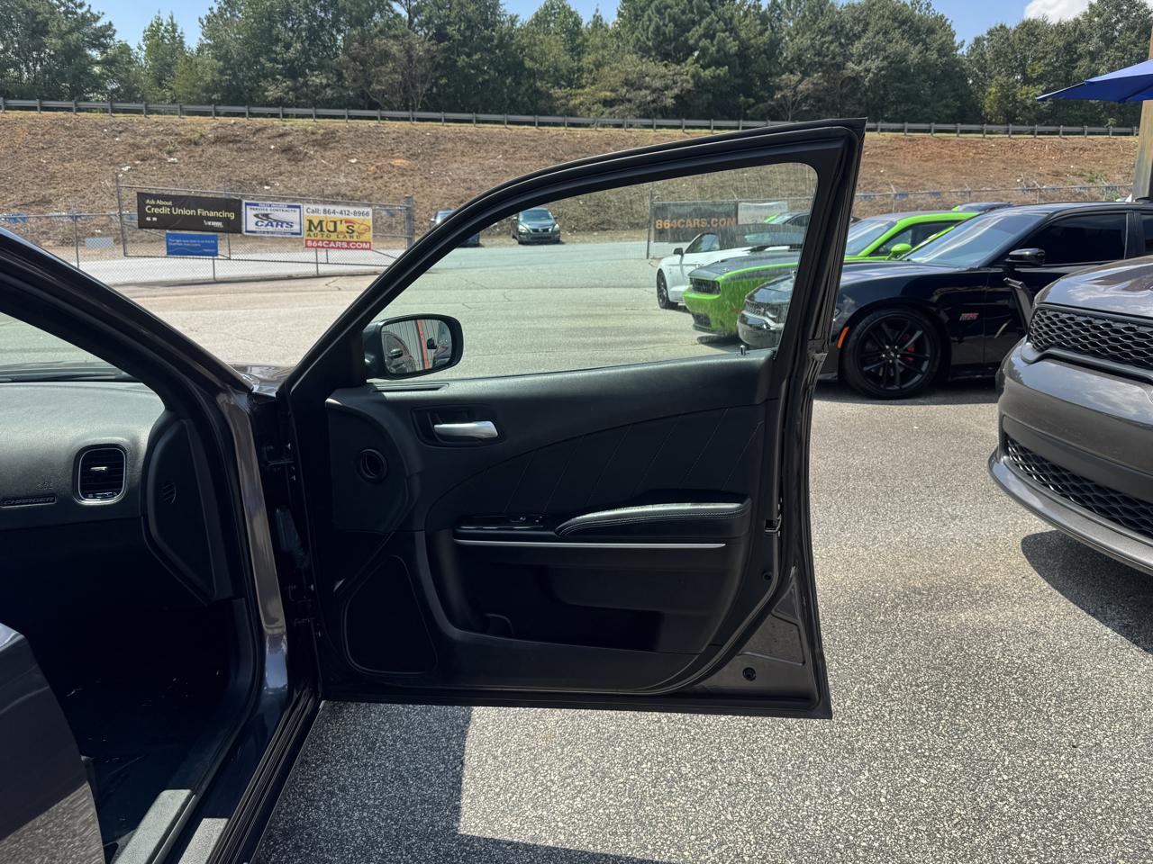 Dodge Charger SXT 2021