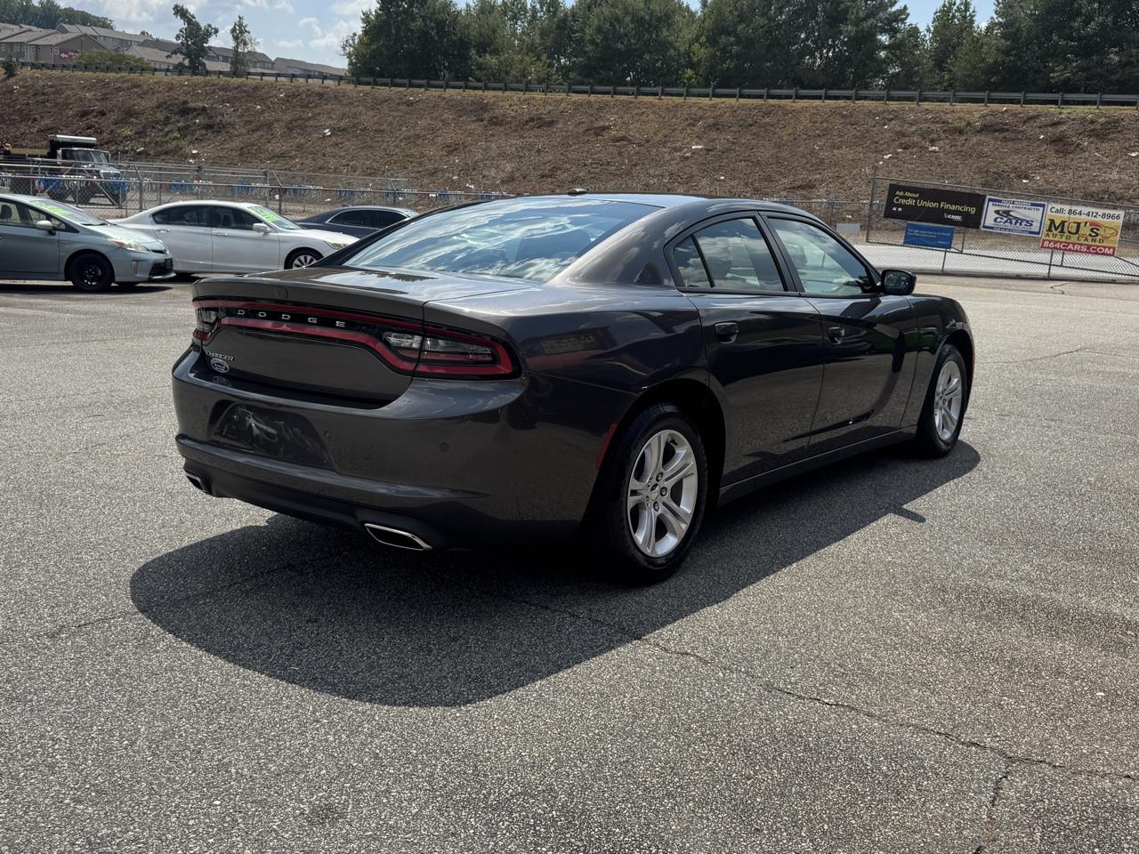 Dodge Charger SXT 2021