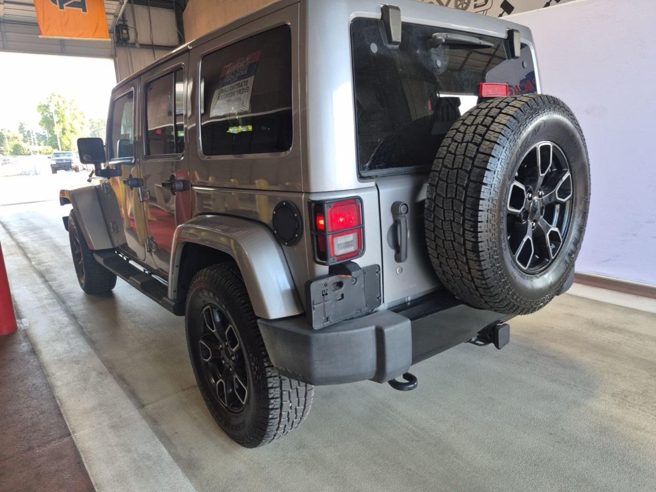 Jeep Wrangler  2017