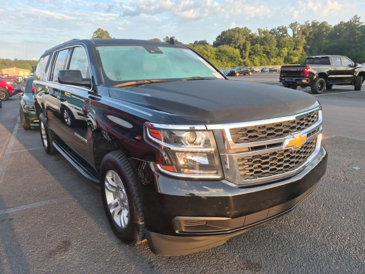 Chevrolet Suburban LT 4WD 2020
