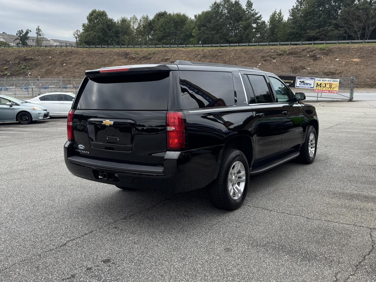 Chevrolet Suburban LT 4WD 2020