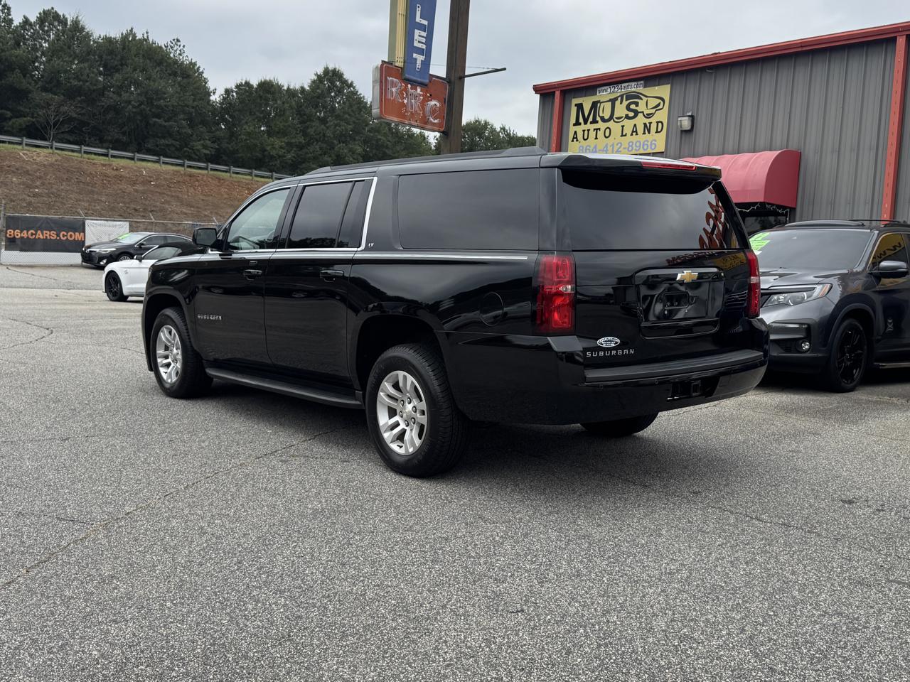 Chevrolet Suburban LT 4WD 2020