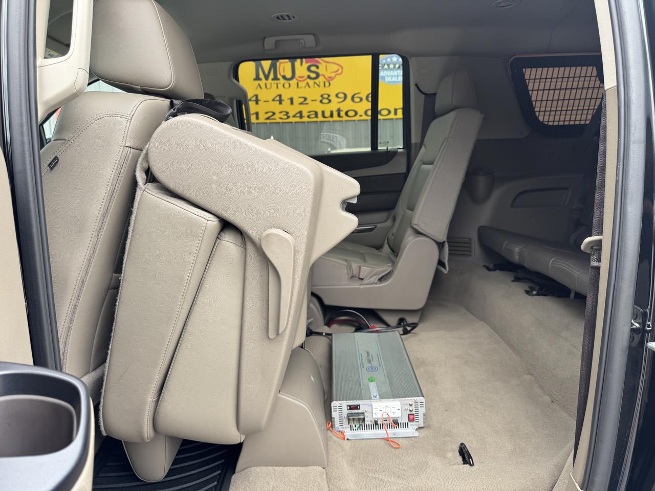 Chevrolet Suburban LT 4WD 2020