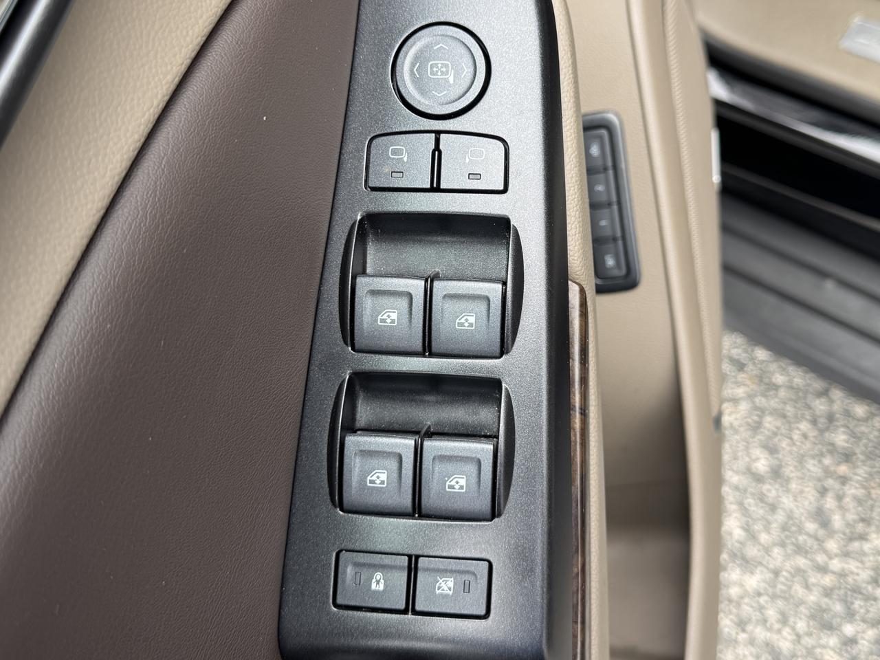 Chevrolet Suburban LT 4WD 2020