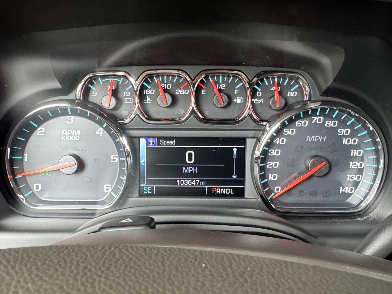 Chevrolet Suburban LT 4WD 2020