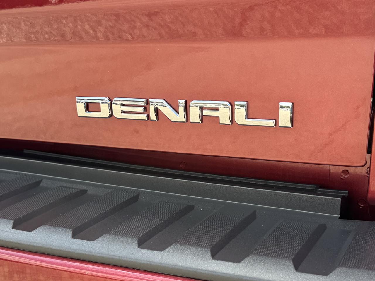 GMC Sierra 1500 Denali Crew Cab 4WD 2016