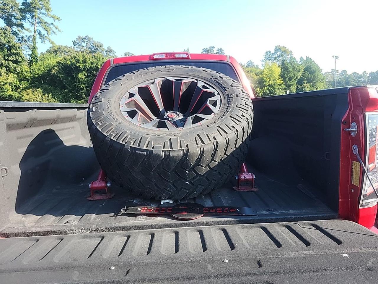 Toyota Tundra Platinum CrewMax 5.7L 4WD 2016