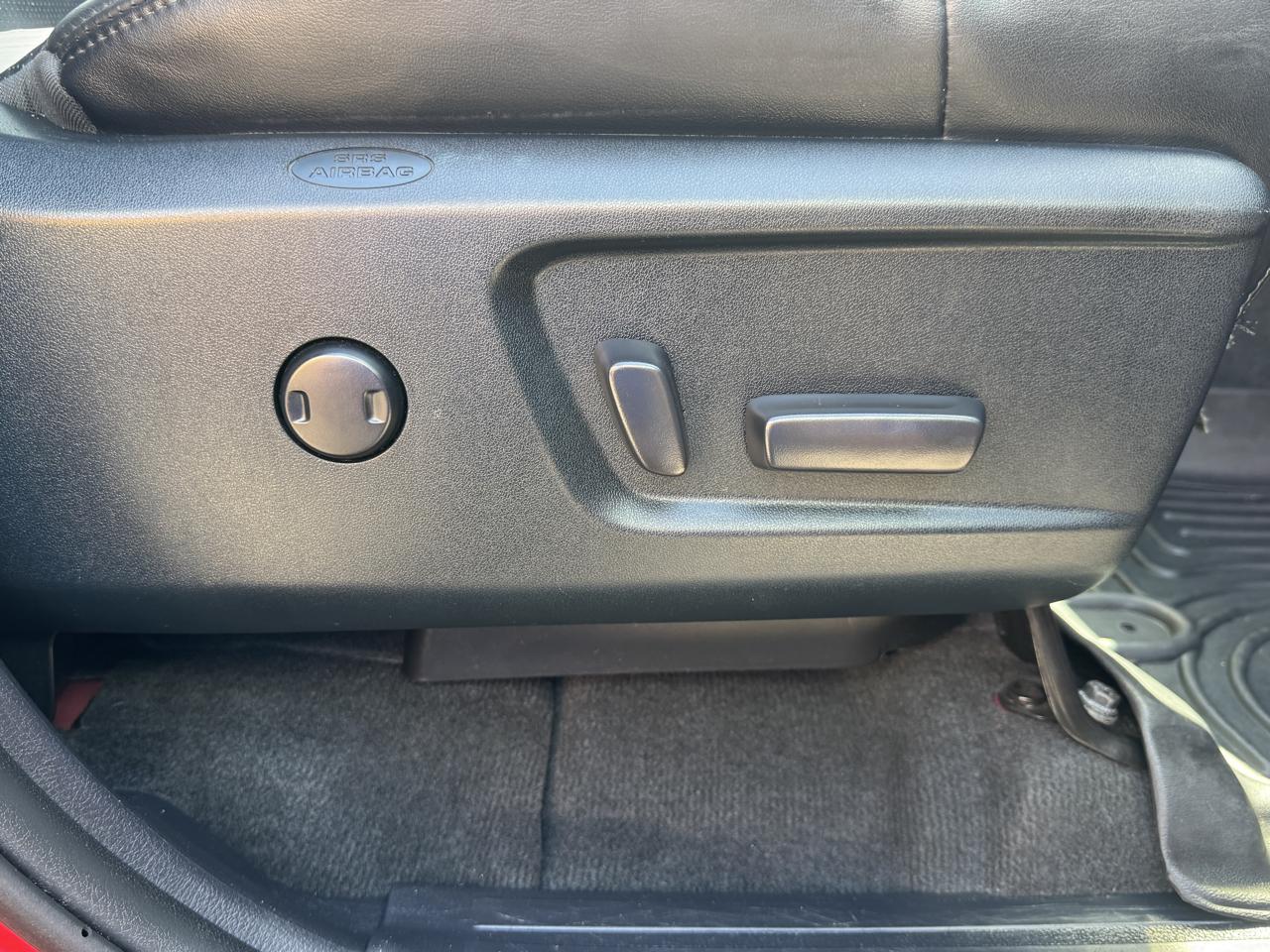 Toyota Tundra photo 12