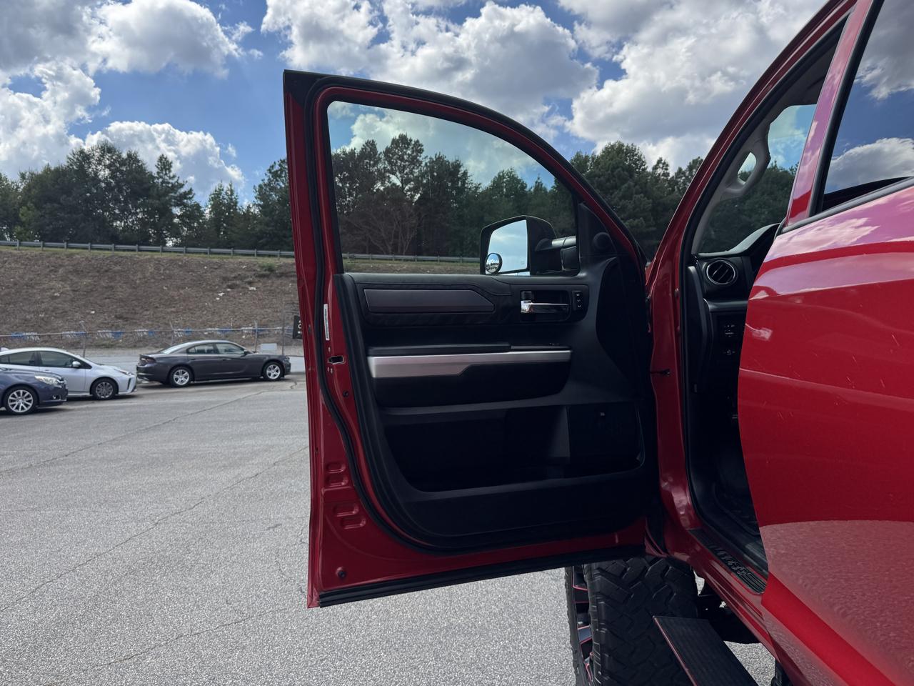Toyota Tundra photo 39