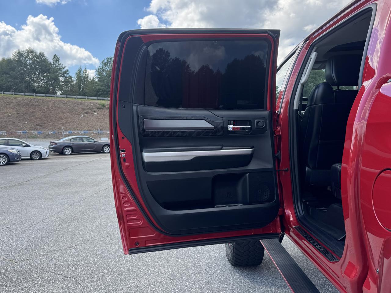 Toyota Tundra photo 35