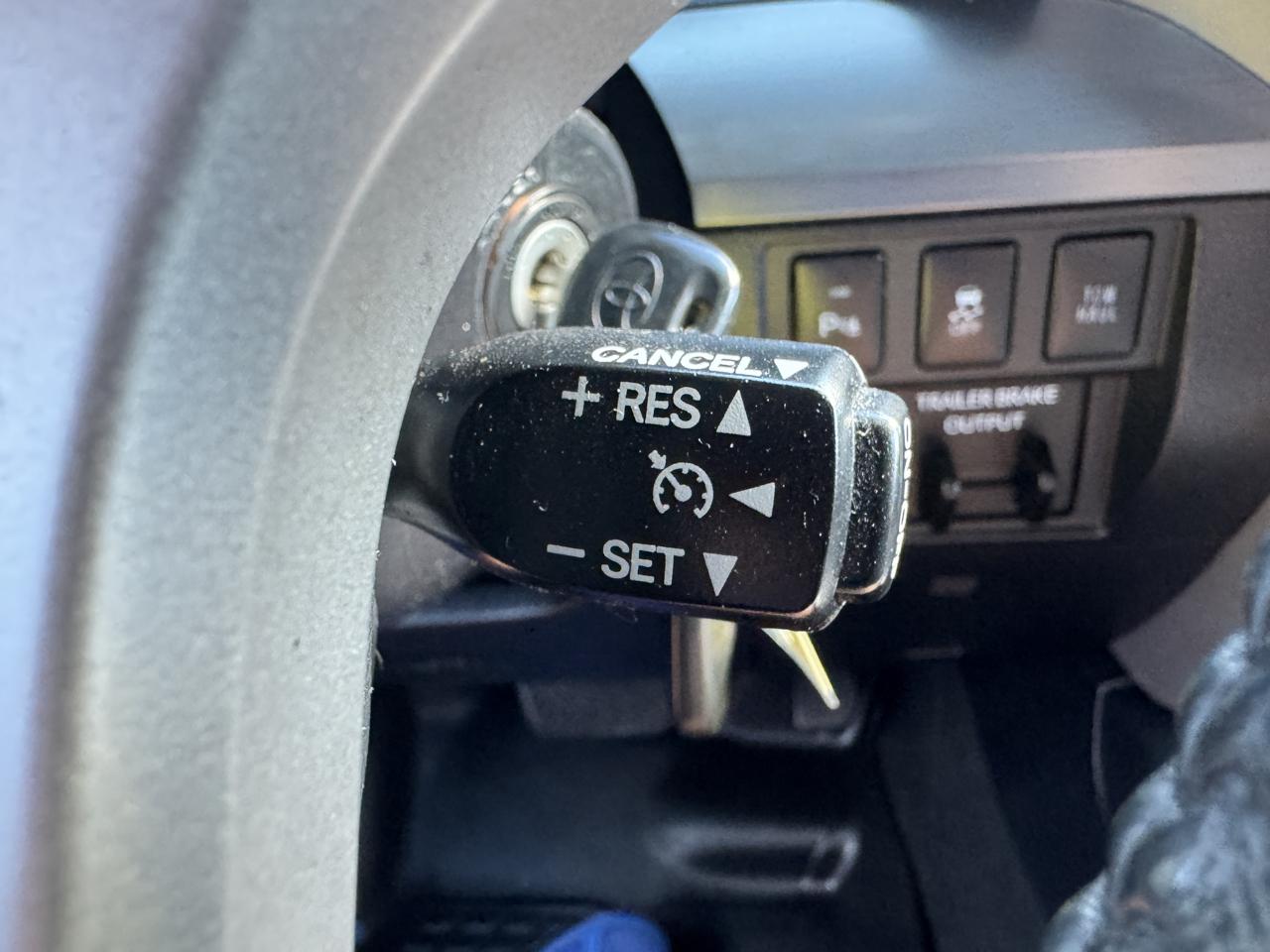 Toyota Tundra photo 66