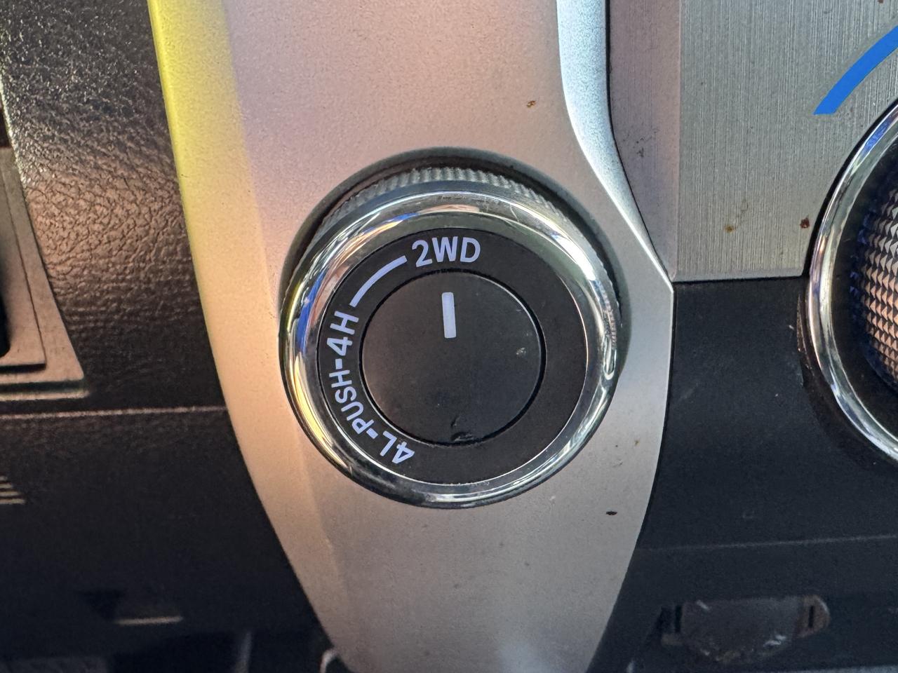 Toyota Tundra photo 74