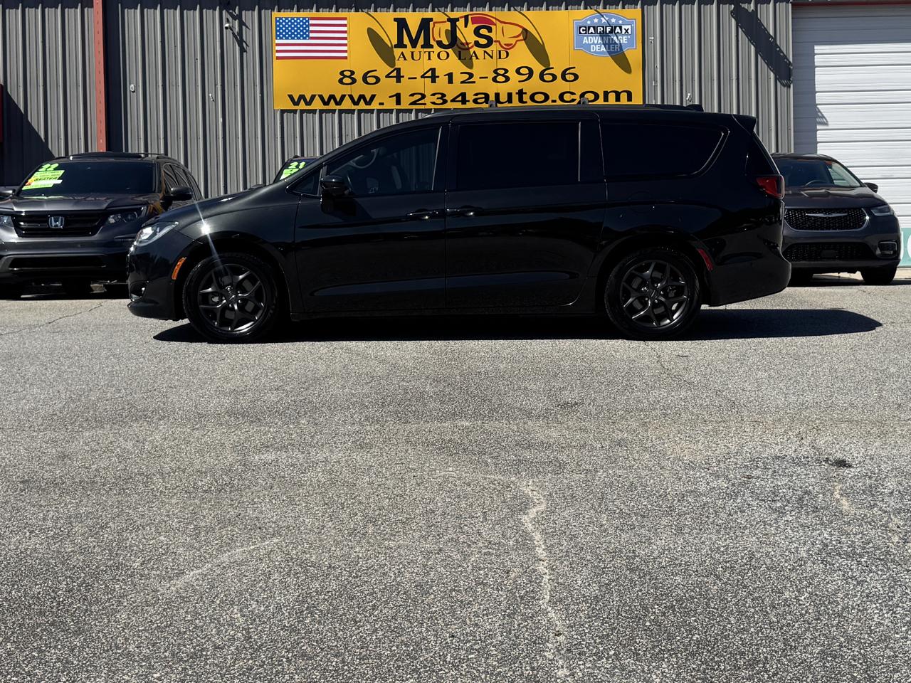 Chrysler Pacifica Touring-L Plus 2019