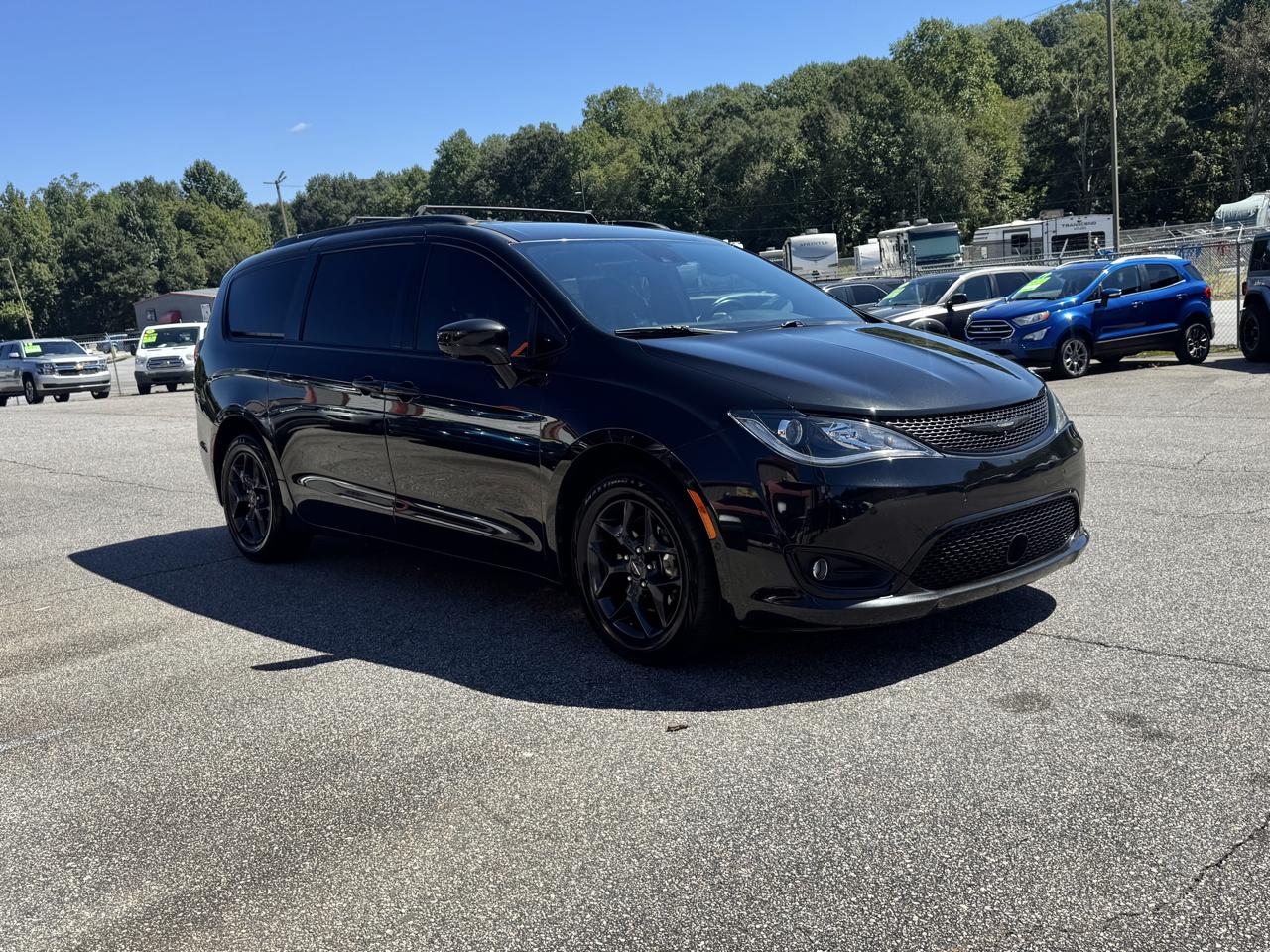 Chrysler Pacifica Touring-L Plus 2019