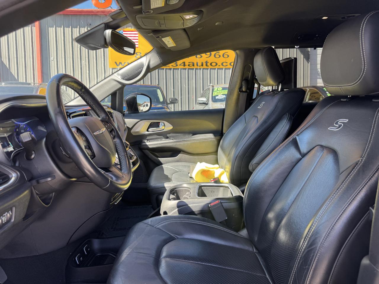 Chrysler Pacifica Touring-L Plus 2019